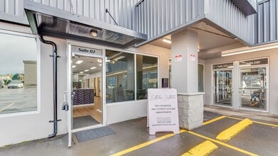 711 Vandercook Way, Longview, WA for lease Interior Photo- Image 1 of 12