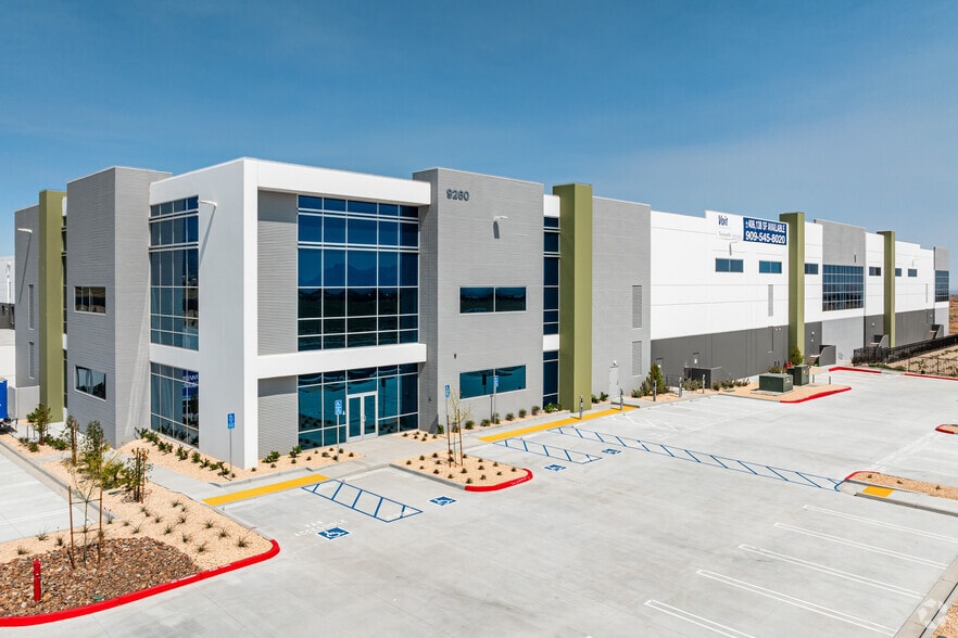 9260 Mesa Linda St, Hesperia, CA for lease - Building Photo - Image 1 of 4