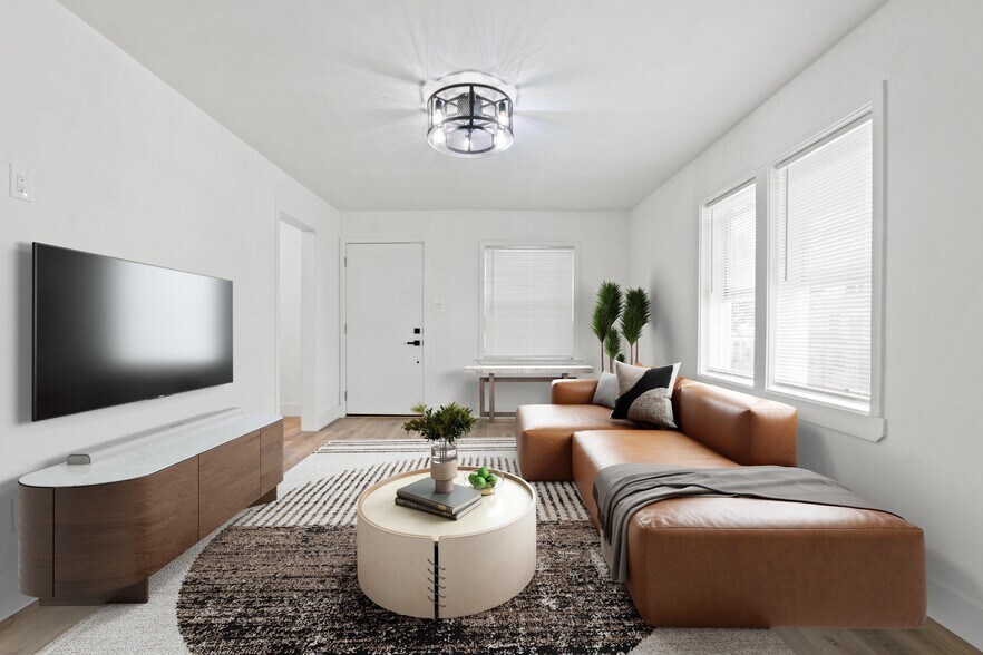 6060-6068 Atlantic Ave, Long Beach, CA à vendre - Photo du bâtiment - Image 3 de 17