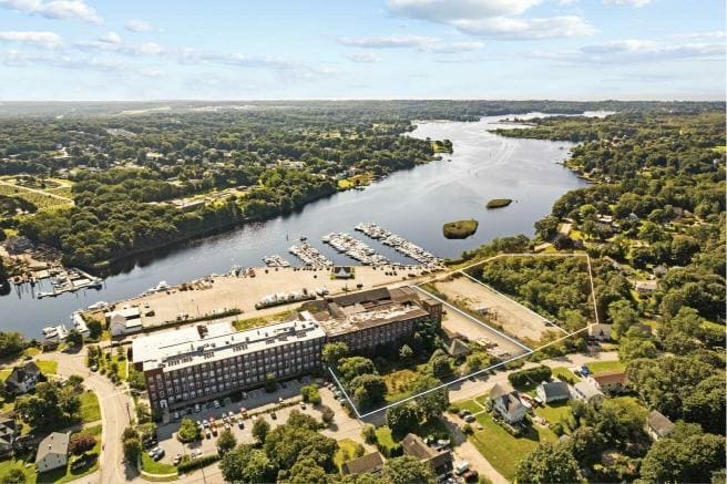 21 Pawcatuck Ave, Pawcatuck, CT for sale Aerial- Image 1 of 15