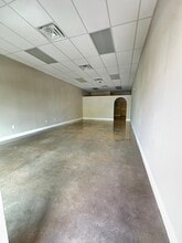 5911 NW 173rd Dr, Hialeah, FL for lease Interior Photo- Image 2 of 4