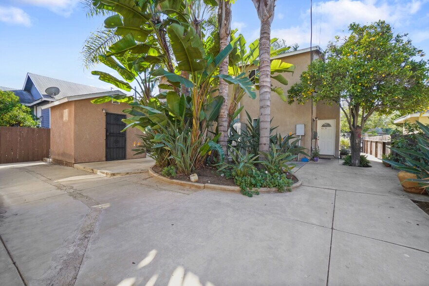 1952-54 Irving Ave, San Diego, CA à vendre - Photo du bâtiment - Image 3 de 14