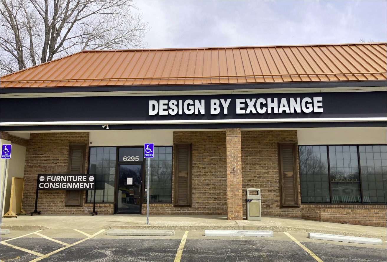 6289 N Oak Tfwy, Gladstone, MO for lease Interior Photo- Image 1 of 5