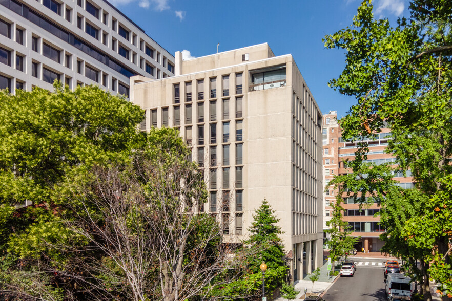 1320 19th St NW, Washington, DC à louer - Photo du bâtiment - Image 2 de 4