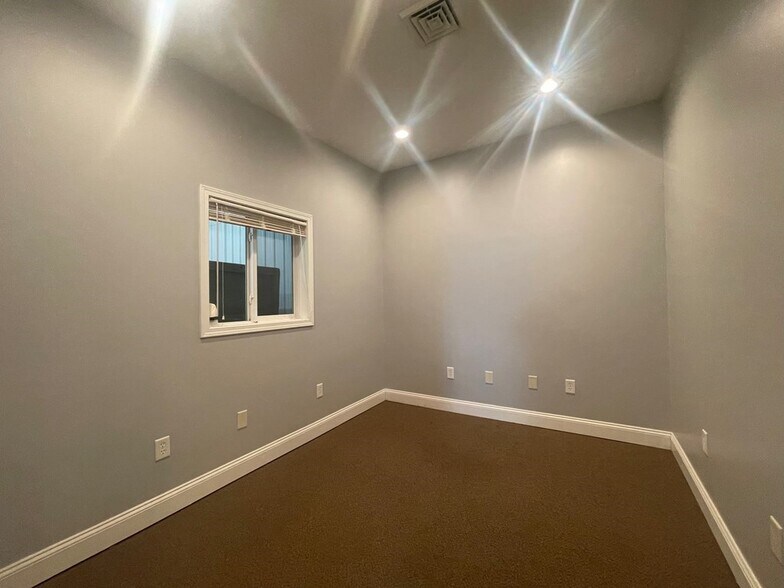 247 Tioga St, Wellsboro, PA à louer - Photo du bâtiment - Image 2 de 15