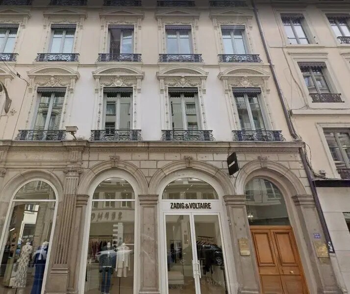 Office in Lyon for lease Building Photo- Image 1 of 3