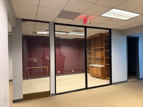 80 Monroe Ave, Memphis, TN for lease Interior Photo- Image 2 of 4