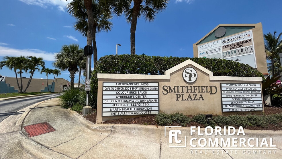 2175-2223 SE Ocean Blvd, Stuart, FL à louer - Photo du bâtiment - Image 2 de 9