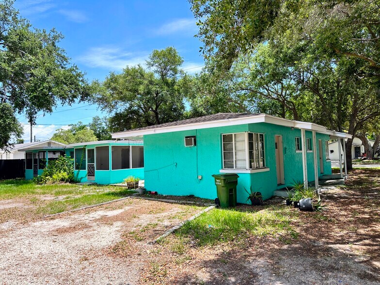 610 N East Ave, Sarasota, FL à vendre - Photo du bâtiment - Image 2 de 6