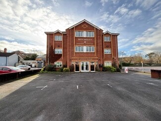 Plus de détails pour Castle St, Taunton - Bureau à louer