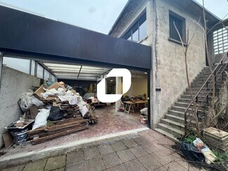 Plus de détails pour Bureau, Local d'activités à louer