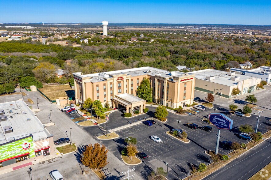14655 IH-35 N Access Rd, Selma, TX à vendre - Photo du bâtiment - Image 3 de 5