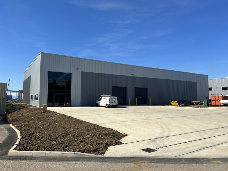 Lutterworth Rd, Lutterworth à louer - Photo du bâtiment - Image 2 de 6