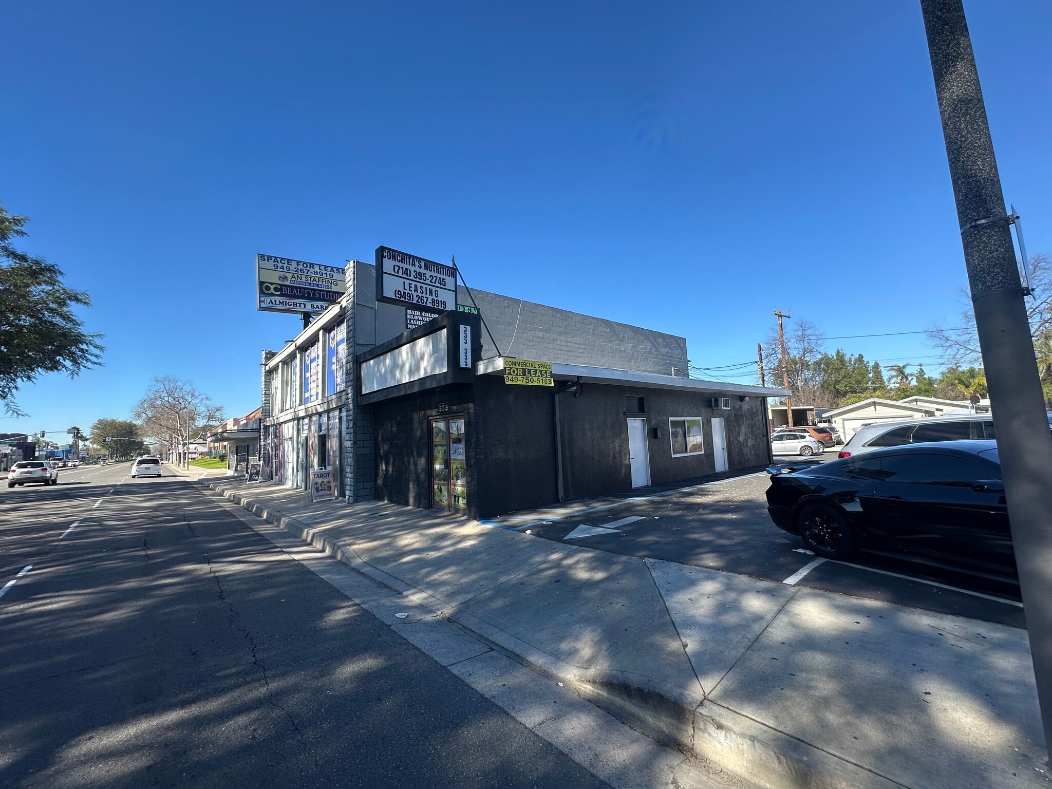 333 W 17th St, Santa Ana, CA for lease Primary Photo- Image 1 of 18