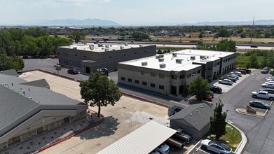 360 S 200 W, Farmington, UT for lease Interior Photo- Image 2 of 11