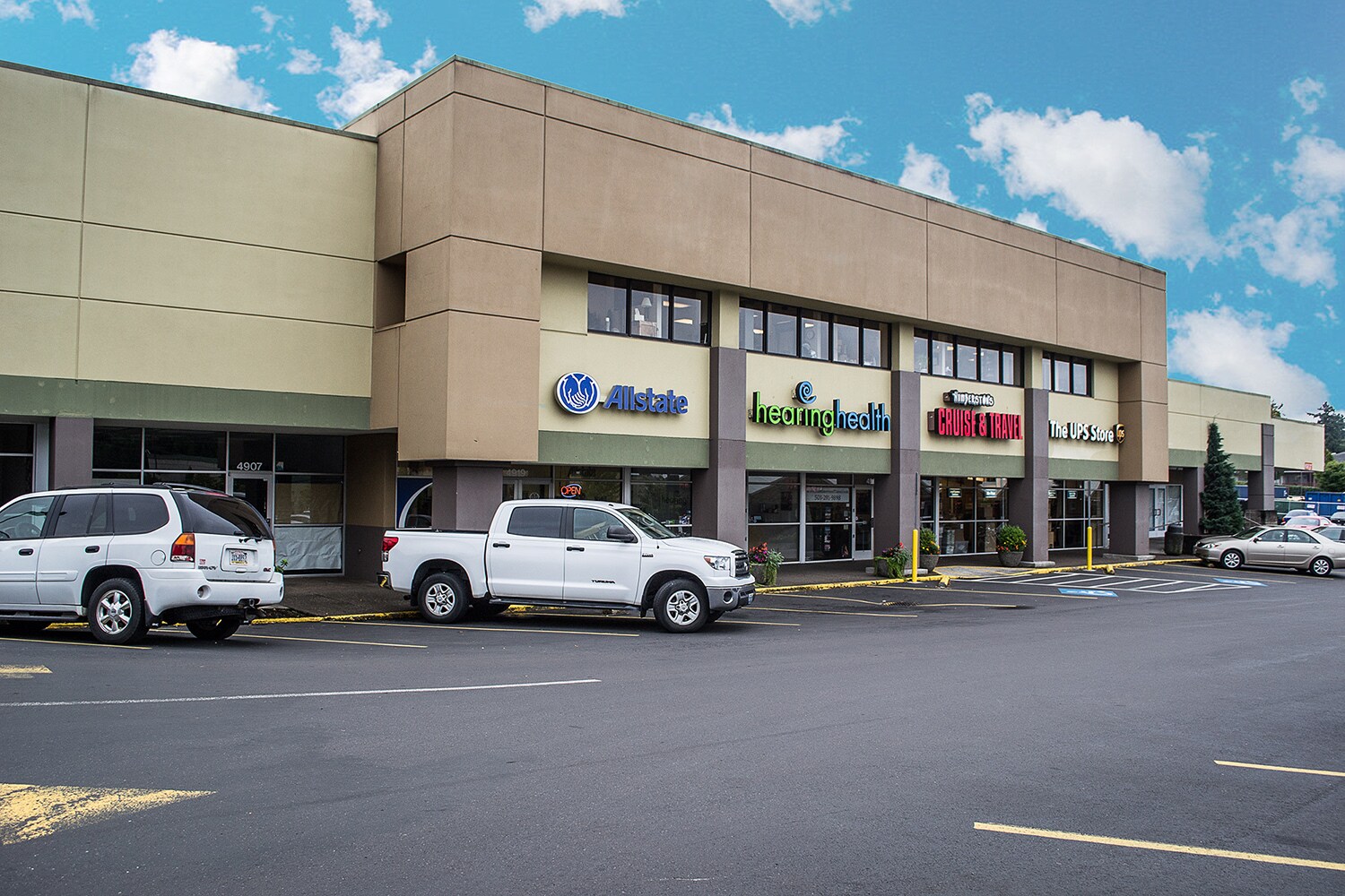 7700 SW Beaverton Hillsdale Hwy, Portland, OR for lease Primary Photo- Image 1 of 8