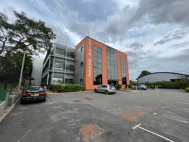Bessemer Rd, Welwyn Garden City à louer Photo du bâtiment- Image 1 de 8