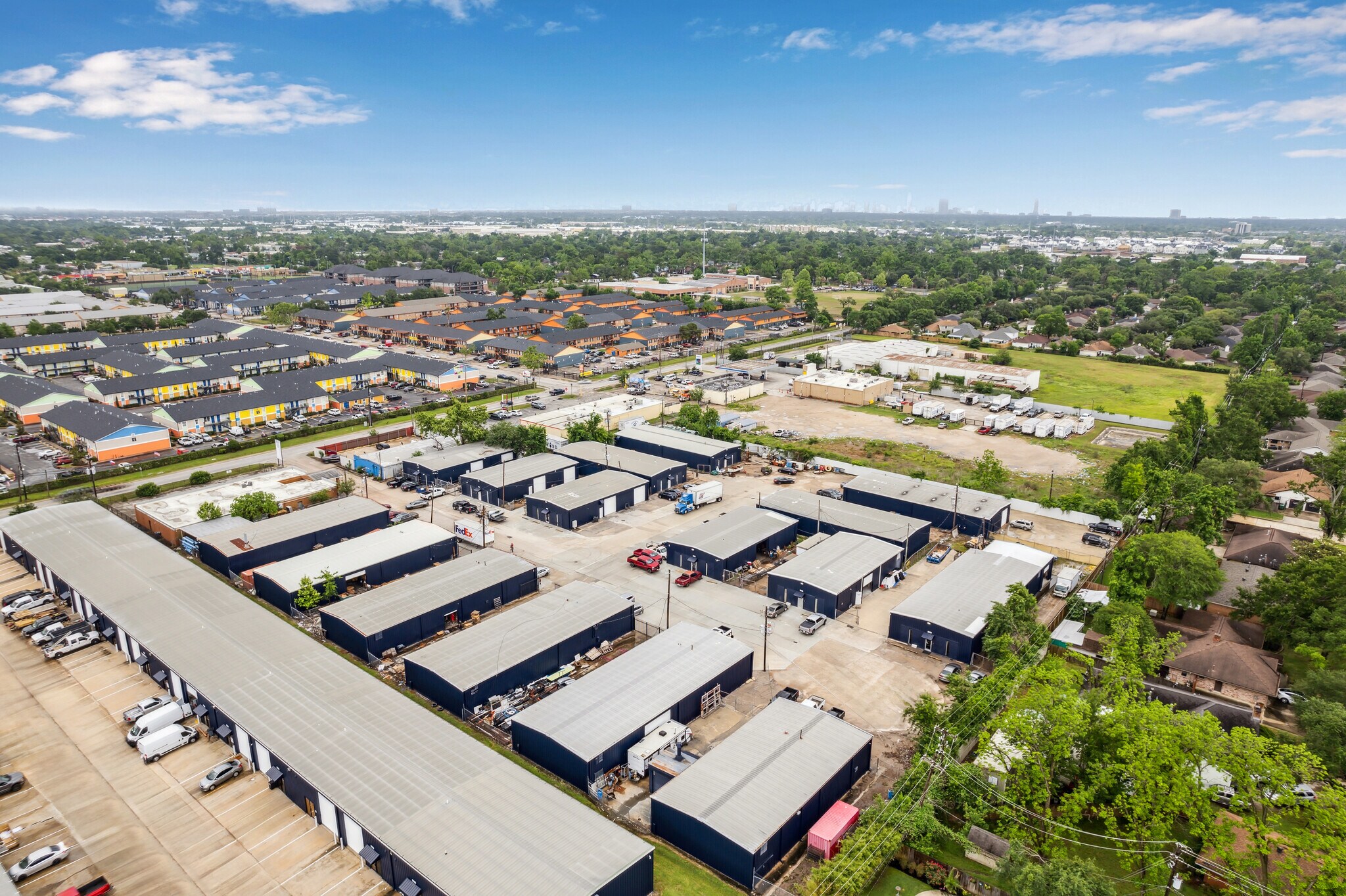 4041-4071 Hollister Rd, Houston, TX à louer Photo du bâtiment- Image 1 de 6