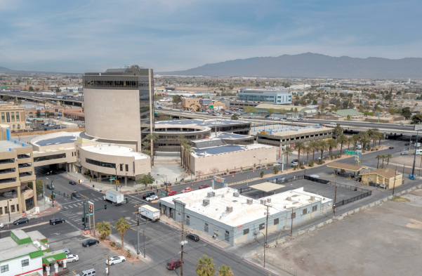 300 N Las Vegas Blvd, Las Vegas, NV à vendre - Photo du bâtiment - Image 1 de 1