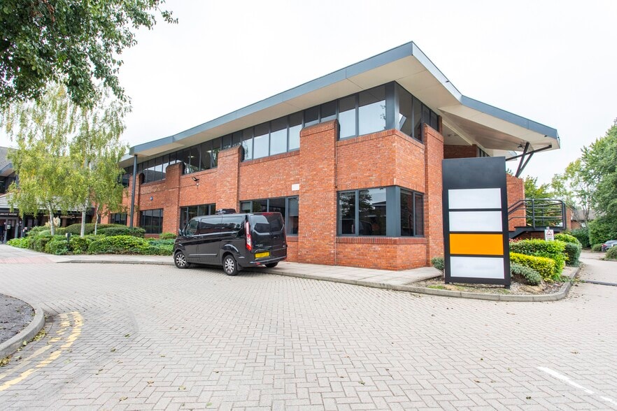 Third Ave, Marlow for lease - Building Photo - Image 1 of 1