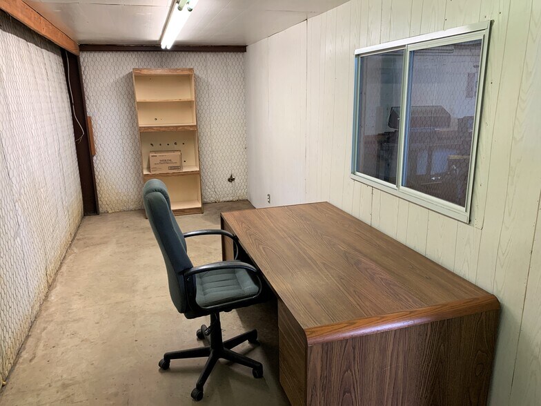 6887 State Highway 31 E, Murchison, TX à vendre - Photo du bâtiment - Image 2 de 42