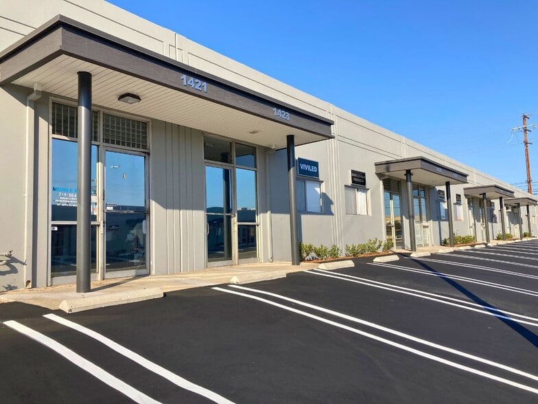 1502-1520 S Grand Ave, Santa Ana, CA for lease - Building Photo - Image 2 of 4