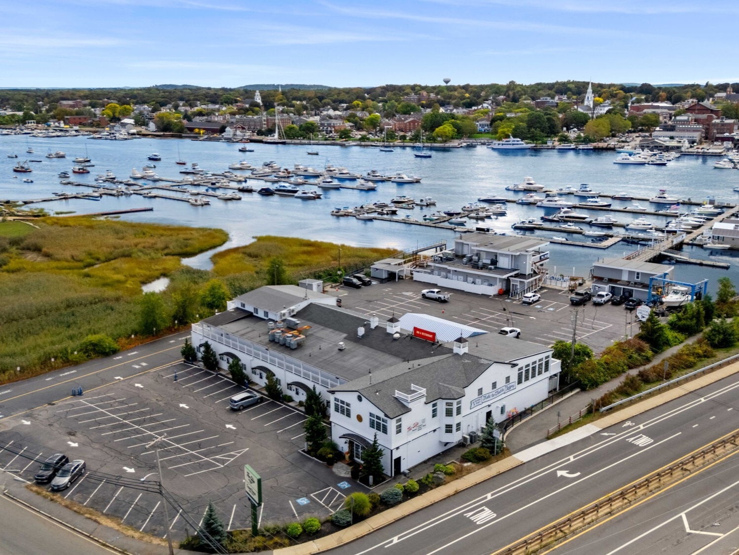 175 Bridge Rd, Salisbury, MA for sale Primary Photo- Image 1 of 65