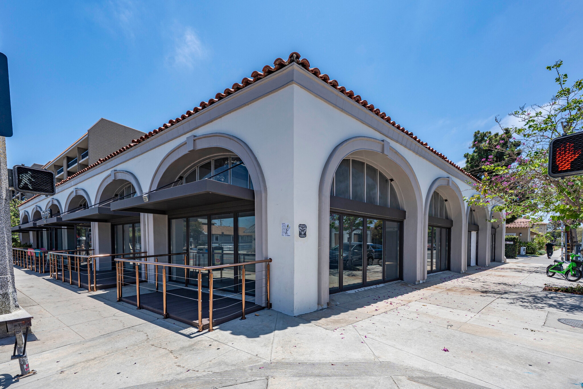 2300-2308 E 4th St, Long Beach, CA for lease Building Photo- Image 1 of 5