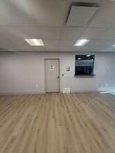 601 N Federal Hwy, Hallandale Beach, FL for lease Interior Photo- Image 2 of 15