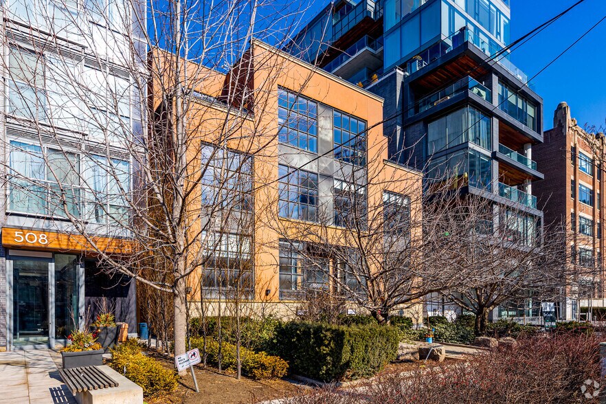 504 Wellington St W, Toronto, ON à louer - Photo du bâtiment - Image 3 de 3