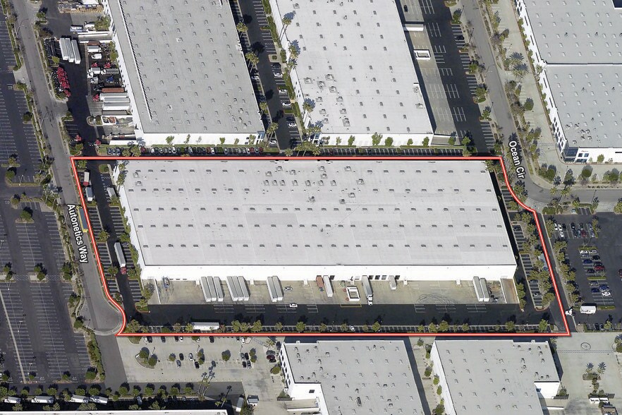 1211 N Miller St, Anaheim, CA à louer - Aérien - Image 3 de 8