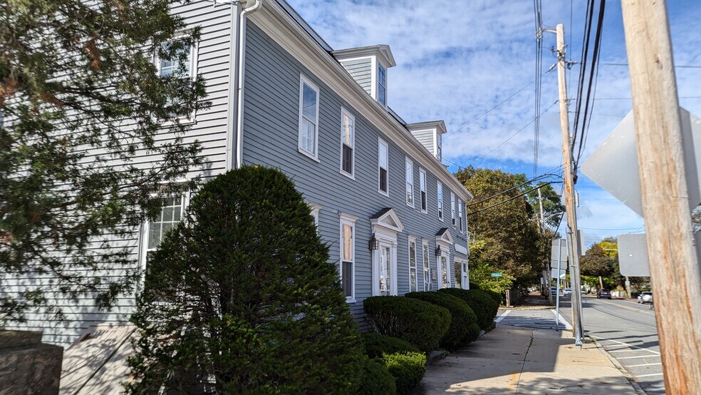 171 High St, Newburyport, MA à louer - Photo du bâtiment - Image 3 de 15