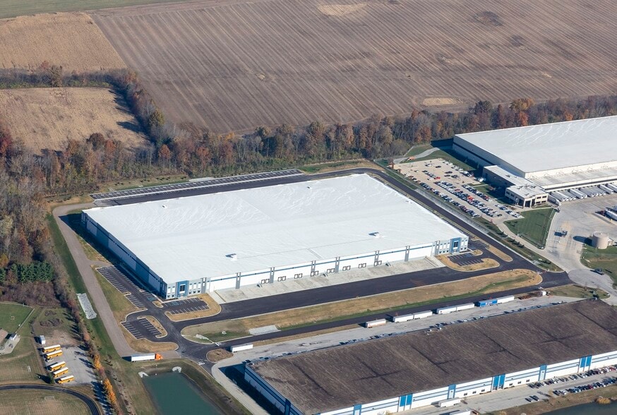 3248 N Distribution Way, Greenfield, IN for lease - Building Photo - Image 3 of 4