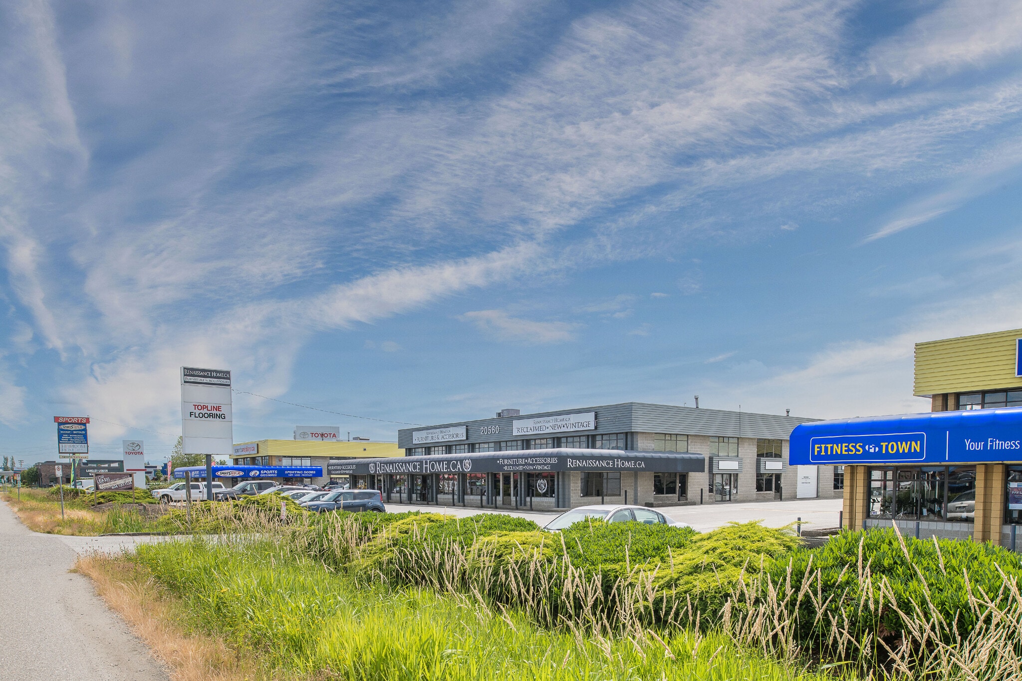 20560 Langley Byp, Langley, BC for lease Primary Photo- Image 1 of 10