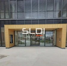 Office in Genas for lease Building Photo- Image 1 of 11