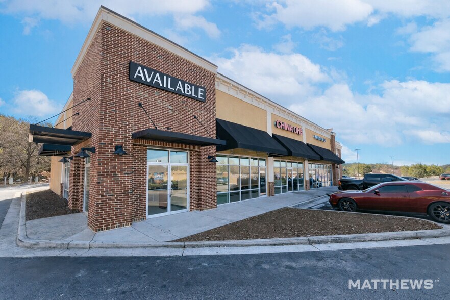 5456 W Fayetteville Rd, Atlanta, GA à louer - Photo du bâtiment - Image 3 de 7
