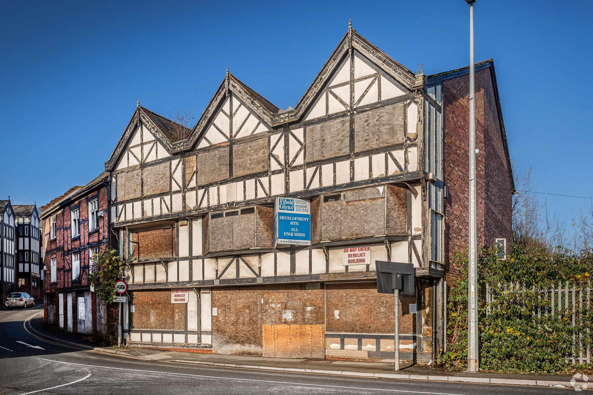 8-14 Winnington St, Northwich for sale Primary Photo- Image 1 of 2