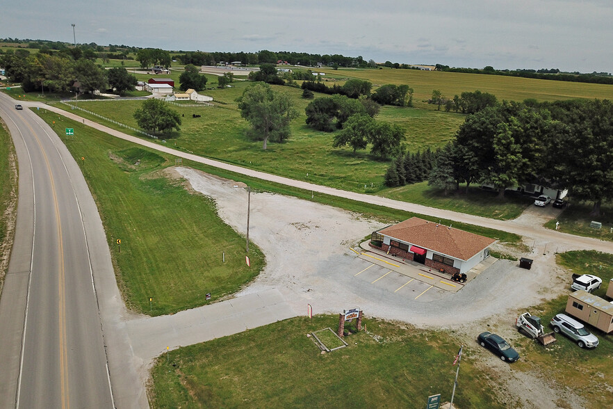 472 12th St, Tecumseh, NE for sale - Building Photo - Image 1 of 25