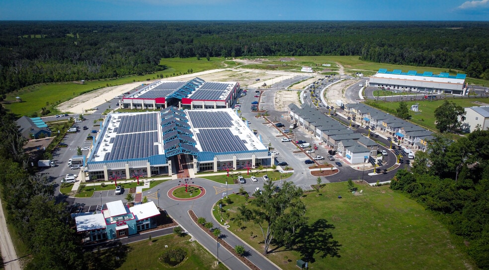 13000 Tech City Cir, Alachua, FL for lease - Building Photo - Image 2 of 7