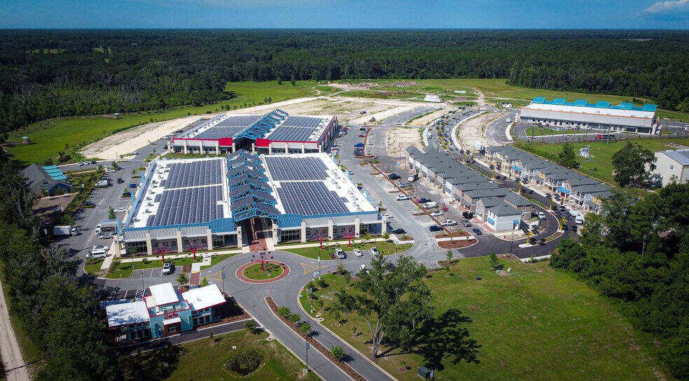 13000 Tech City Cir, Alachua, FL à louer - Photo du bâtiment - Image 2 de 7