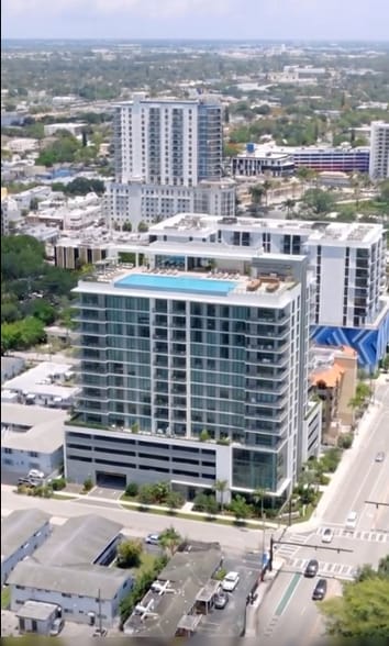 418 S Federal Hwy, Hollywood, FL for sale - Commercial Listing Video - Image 2 of 23