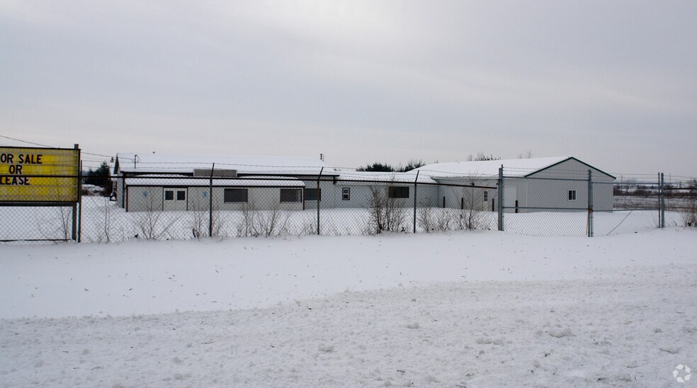 5684 E Broadway Rd, Mount Pleasant, MI à vendre - Photo du bâtiment - Image 3 de 5