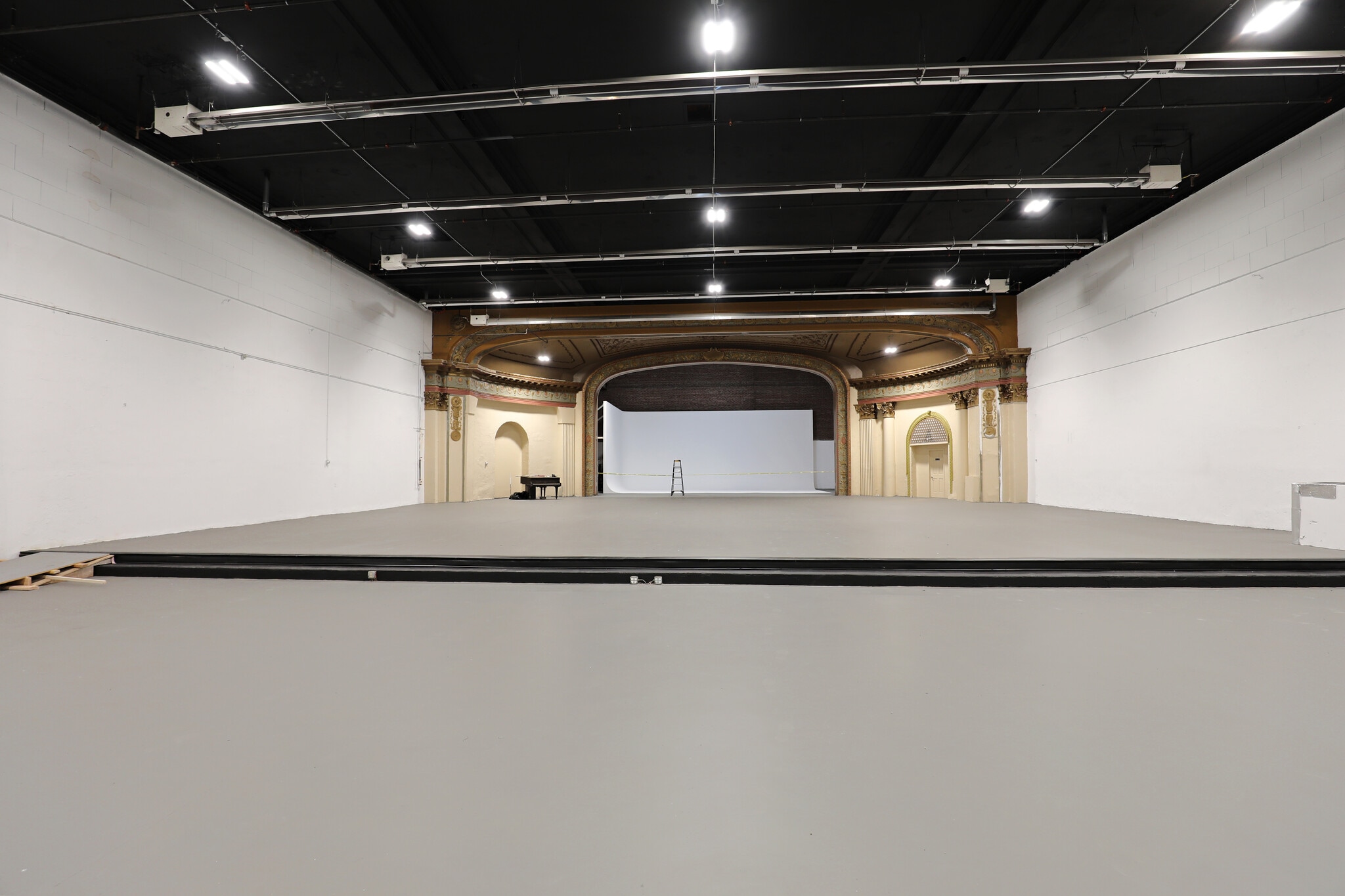 323 Wall St, Kingston, NY for lease Building Photo- Image 1 of 26