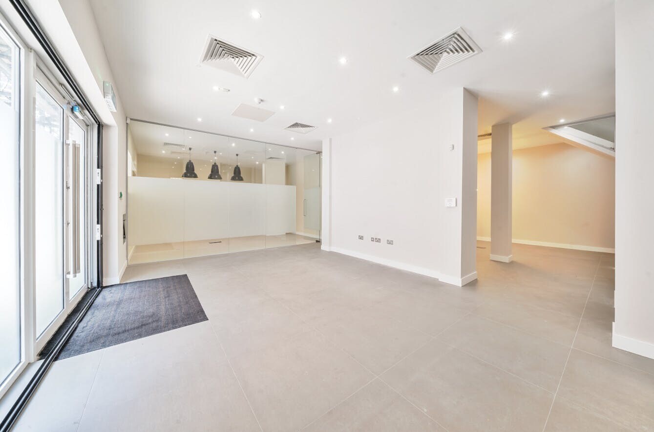 Point Pleasant, London for sale Interior Photo- Image 1 of 13