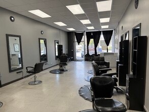 814-872 N Ventura Rd, Port Hueneme, CA for lease Building Photo- Image 1 of 4