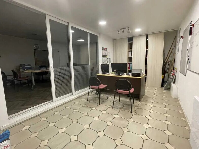 Local d'activités dans Allonne à vendre - Photo intérieure - Image 2 de 8