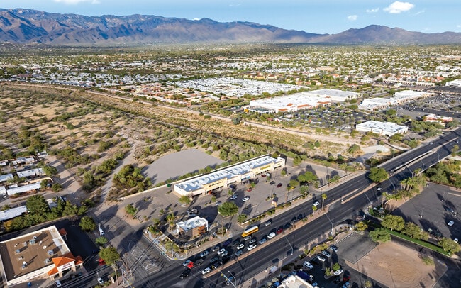 More details for 7507-7575 E Broadway Blvd, Tucson, AZ - Retail for Sale
