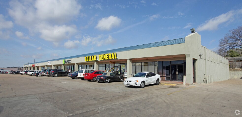 8440-8474 Camp Bowie West Blvd, Fort Worth, TX à louer - Photo du bâtiment - Image 3 de 4