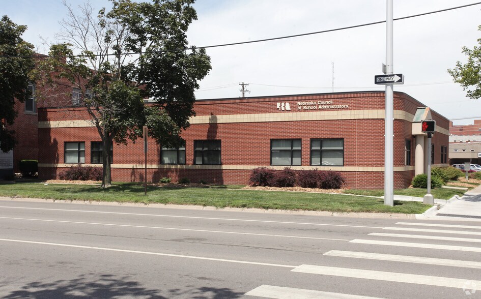 455 S 11th St, Lincoln, NE à louer - Photo du bâtiment - Image 2 de 3