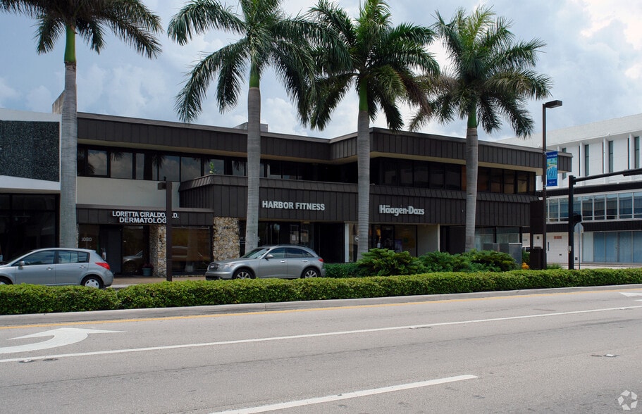 1080-1090 Kane Concourse, Bay Harbor Islands, FL for lease - Building Photo - Image 3 of 6